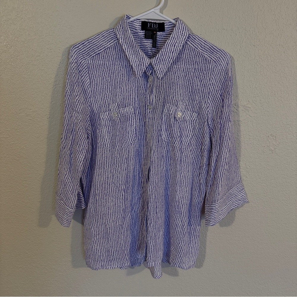 FDJ women's size 8 tunic purple & white stripe collar button up 3/4 sleeves